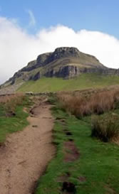 Footpath to Pen-y-Ghent